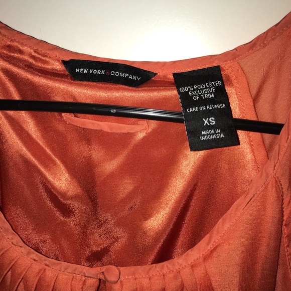 NEW YORK & COMPANY Orange Pleated Dress - Picture 4 of 8